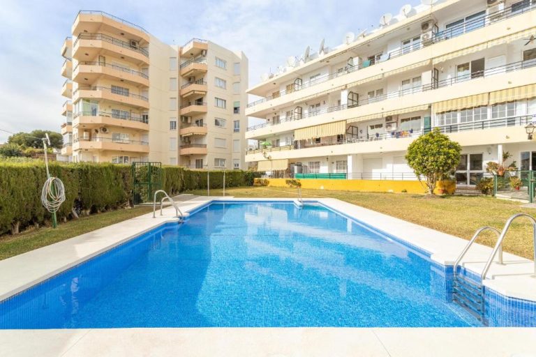 ⭐ Two bed apartment near Burriana Beach with Swimming pool and terrace