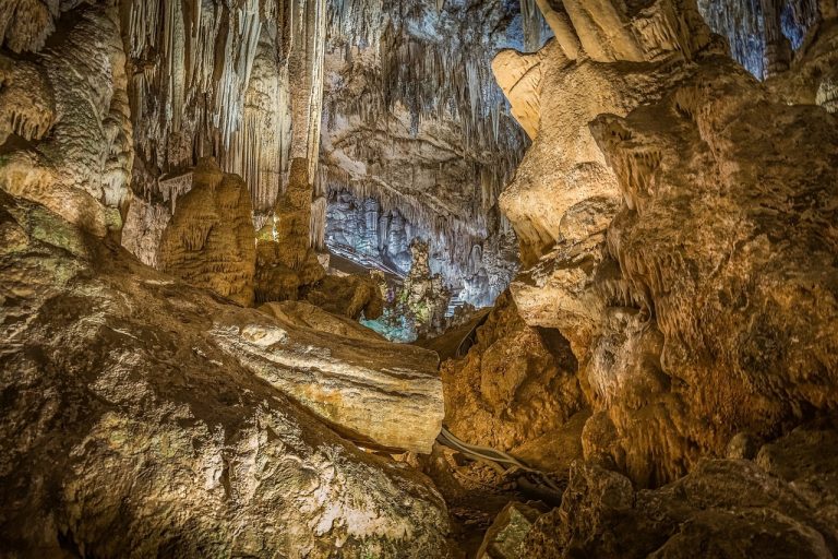 How do people get free entry to the Nerja cave?
